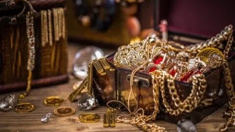WHY IS RELIC HUNTING SO DIFFICULT BUT YET SO REWARDING? Why we search for old relics!