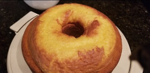 LEMON INSTANT PUDDING POUND CAKE