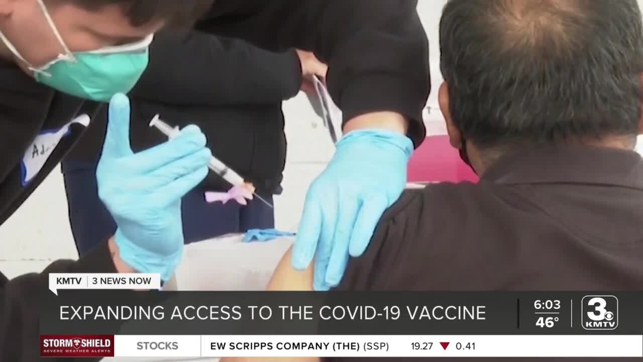 Rep. Axne expands access to COVID-19 vaccine in Iowa