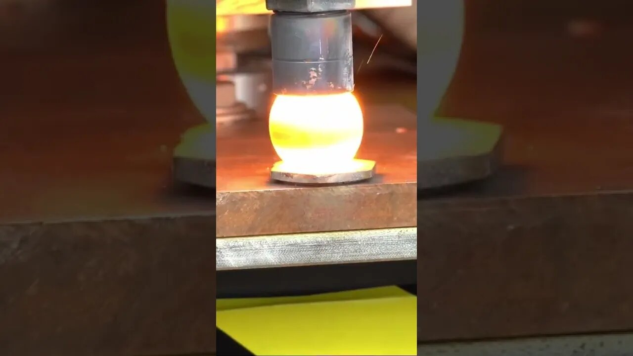 melting 1000 degree ball / experiment subscription