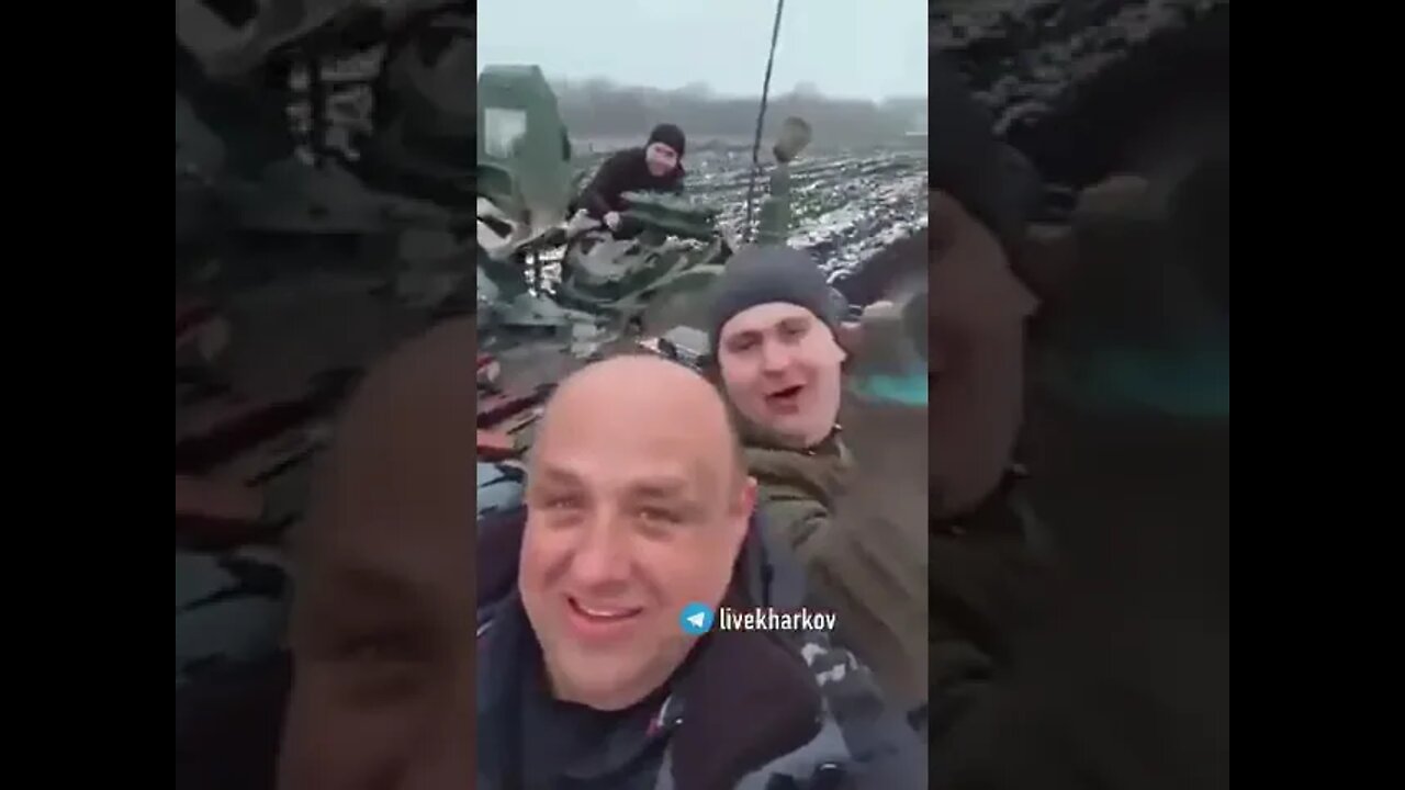 Kharkiv - Locals capture Russian T-80 and Take it for a Spin