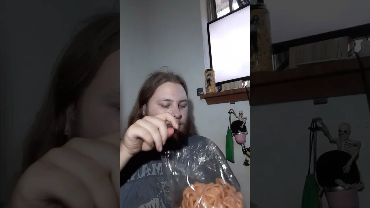 Chicharrones Chips taste test