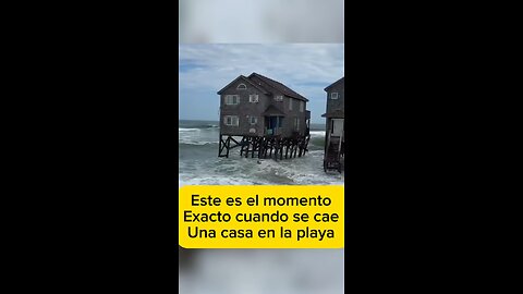 Este es el momento exacto cuando se cae una casa en la playa #ltvnoticias