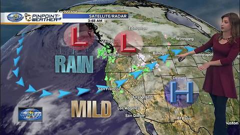 10News Pinpoint Weather with Meteorologist Megan Parry