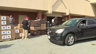 The Bradley and Nikki Bozeman Foundation holds food drive