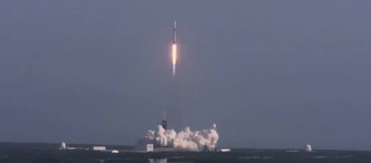 SpaceX launches latest satelite mission