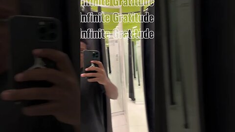 Village Man Goes To Mall For First Time مخلوع