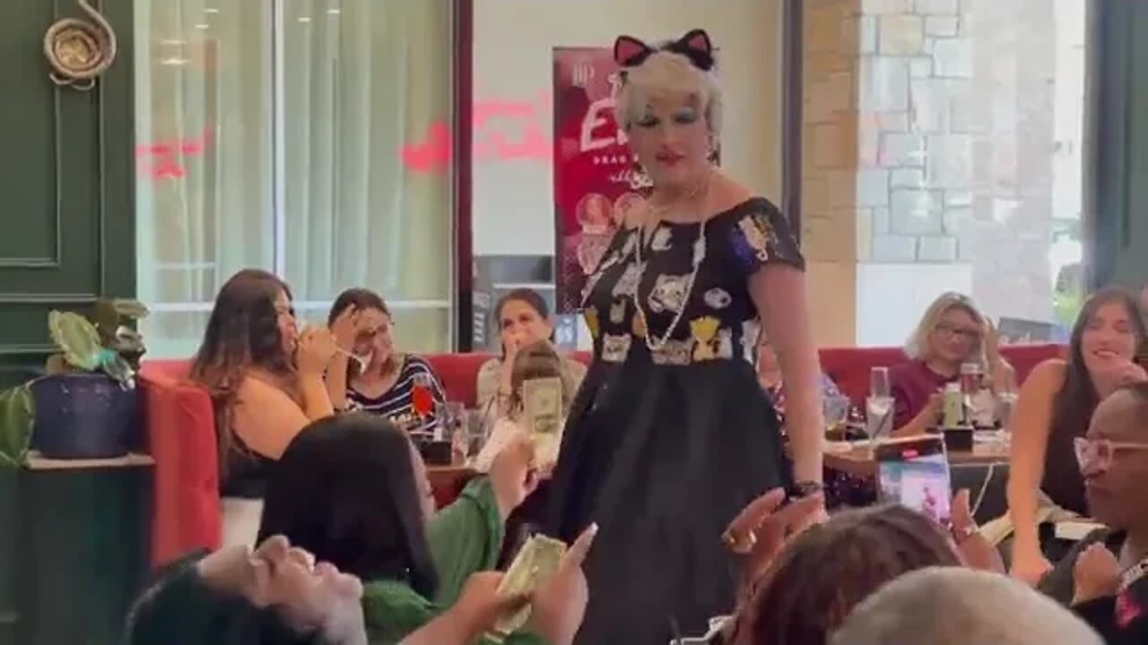 Plano Texas.More family friendly drag queen performing fun.Pussy is so good to eat.🤬🤬🤬