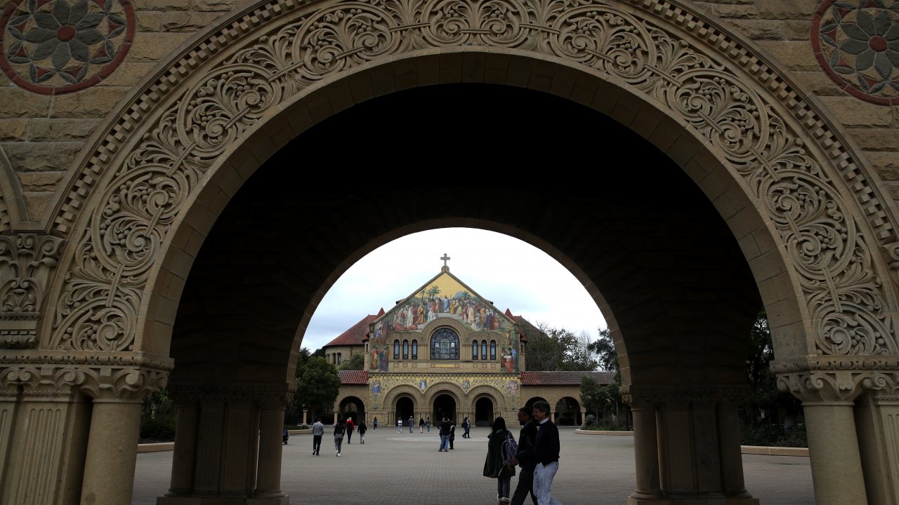 When It Comes To College Admissions, It Pays To Be Rich