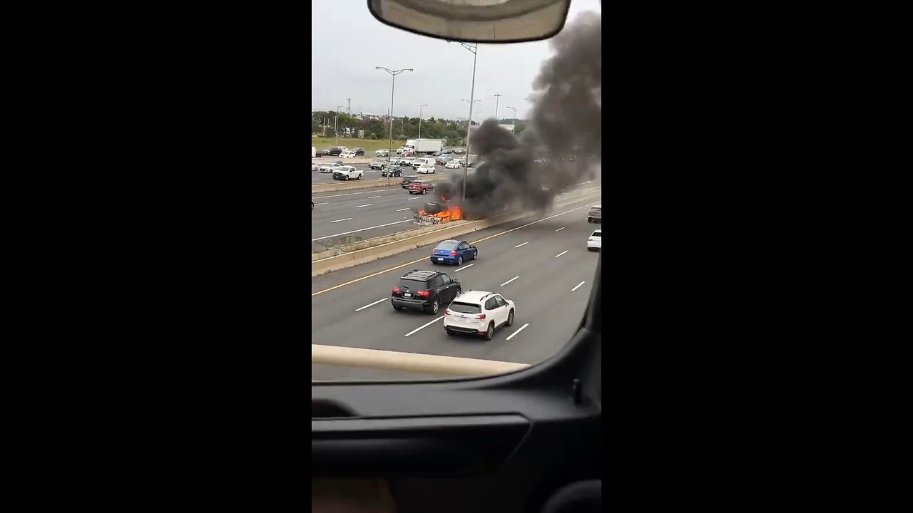 Major Truck Fire On Highway 401