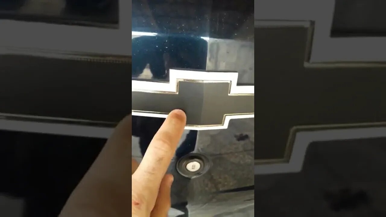 Envelopamento de teto e retrovisor com personalização no cobalt tudo feito pela minha mulher!
