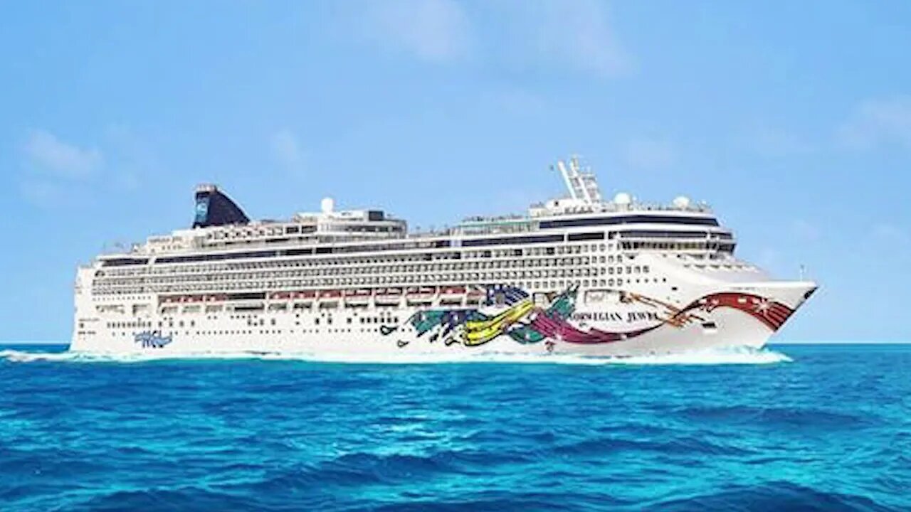 The Regal Cruiser A Voyage of Exquisite Comfort and Style