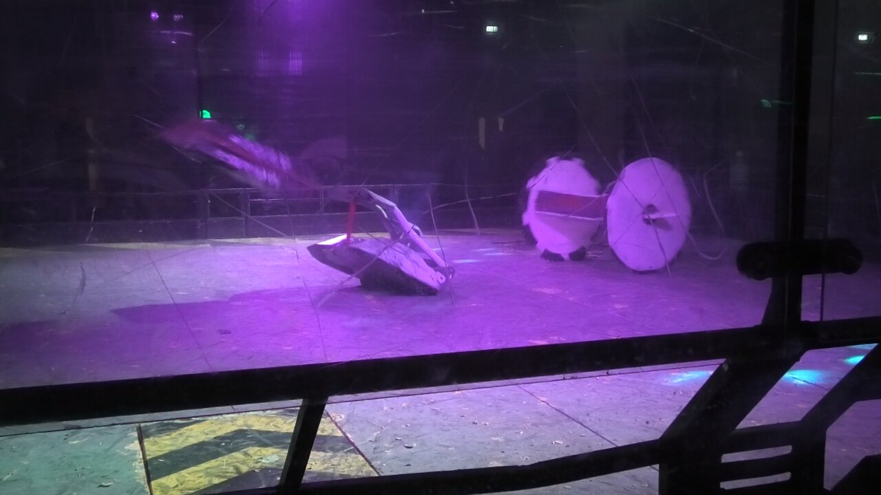 Robots Live Stoke 2022: Tornado Vs Gabriel Tanshe