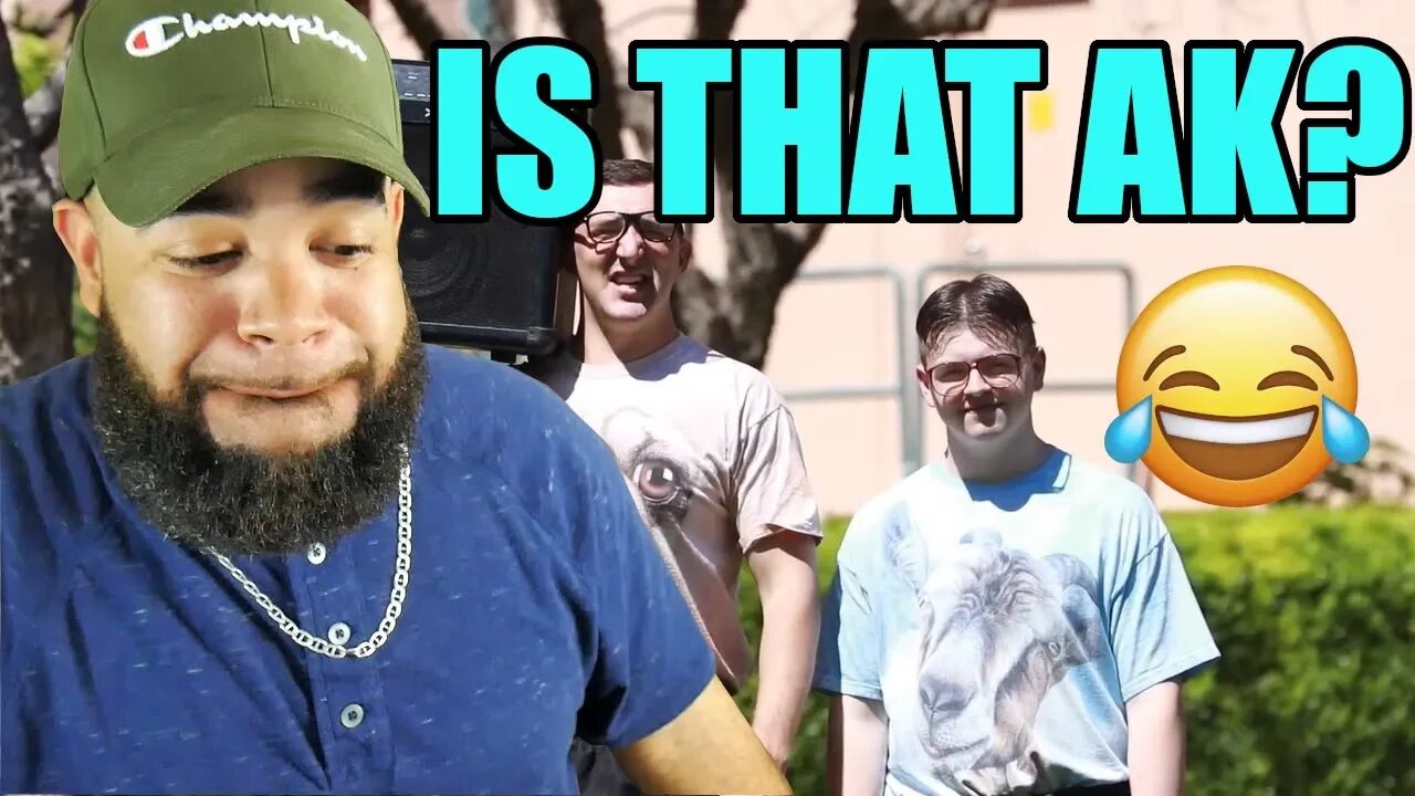 {{ REACTION }} 16 YEAR OLD NERD RAPS FAST FOR STRANGERS