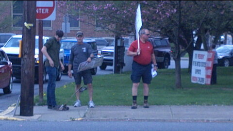 COPS CALLED ON PEACEFUL PROTESTORS!