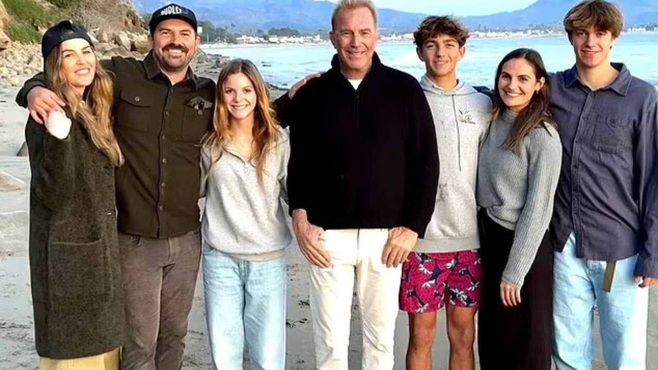 Kevin Costner’s Rare Family Photo | Yellowstone News