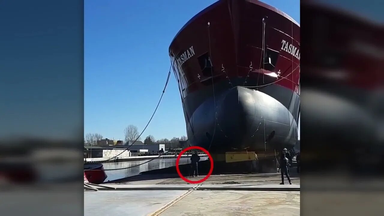 Ship Launch | 10 Awesome Waves, FAILS and CLOSE CALLS