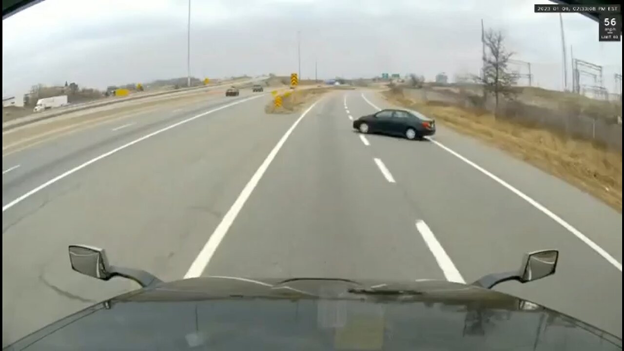 Truck Accident On Highway 403 Burlington