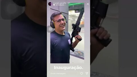 Ícaro de Carvalho | Armamento