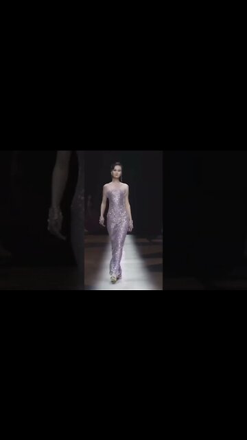 Gergio Armani Privé Fall/Winter 2022-2023 Fashion Show