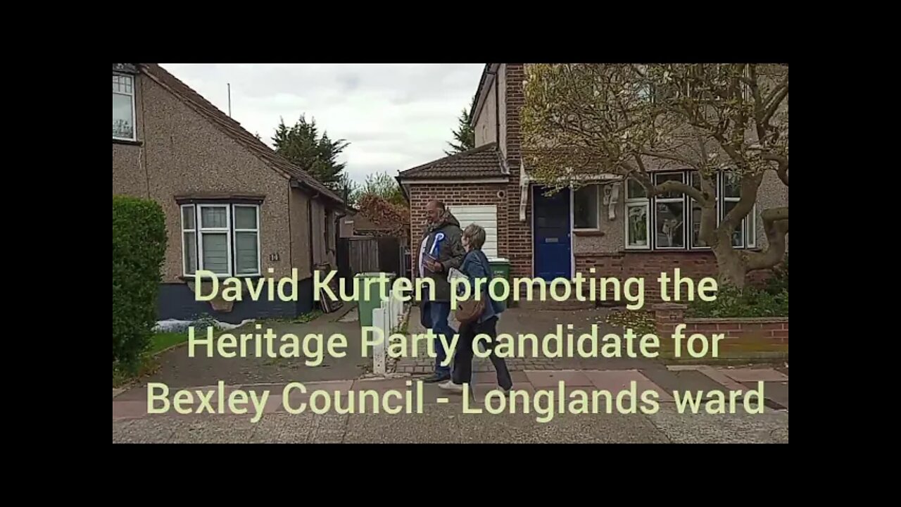 David Kurten supporting his Heritage Party candidate in Bexley Council