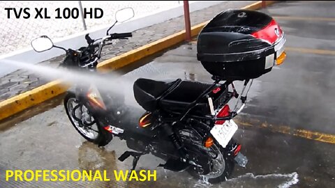 TVS XL 100 HD - Mexico - Getting the MOTORCYCLE CLEANED!