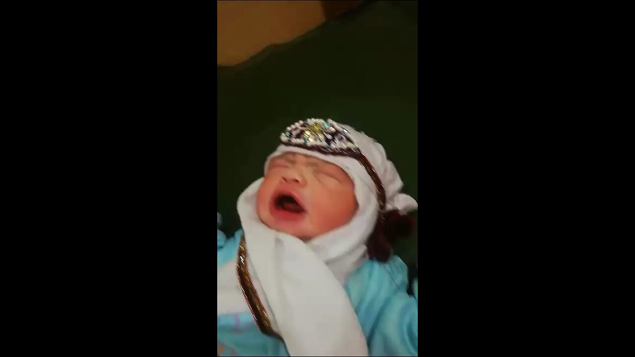 How lovely 🥰 Baby after birth so cute crying ❤️