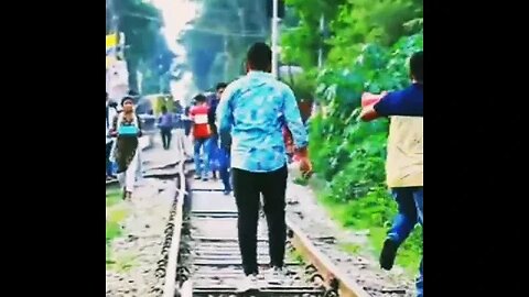 Train Horn Prank | Amuku dumuku amal dumal song | #shorts #youtubeshorts #short