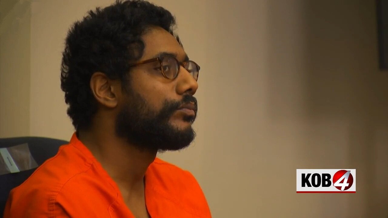 Therapist Accused Of Raping His 15-Year-Old Client Is Released From Jail With An Ankle Monitor