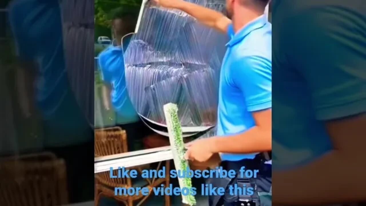 How to Clean Glass Windows Like a Professional