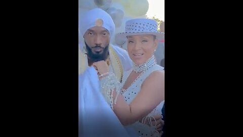 ANNUNAKI ENKI ON EARTH VIDEO WITH HER NEW WIFE VIDEO 2