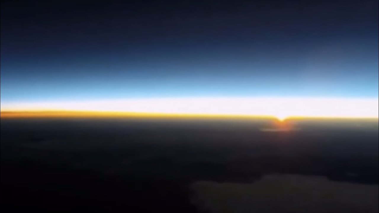 The Air Up There! Sunlight V’s Daylight!