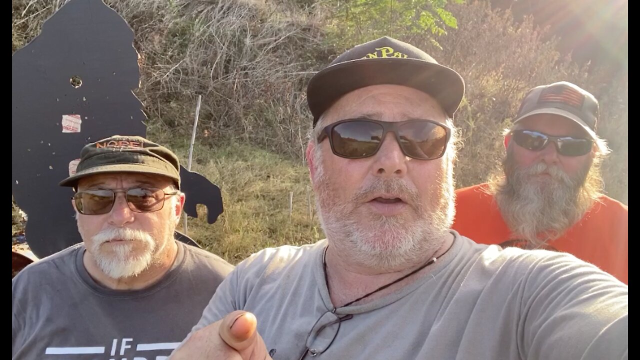 Chuck Testa visits Seahag