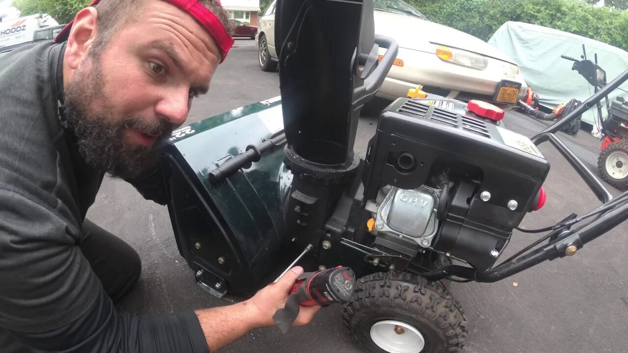 FREE MTD Bolens 22" Snow Blower HOW TO STOP FROM CLOGGING UP WITH SNOW Craftsman Cub Cadet Troy Bilt