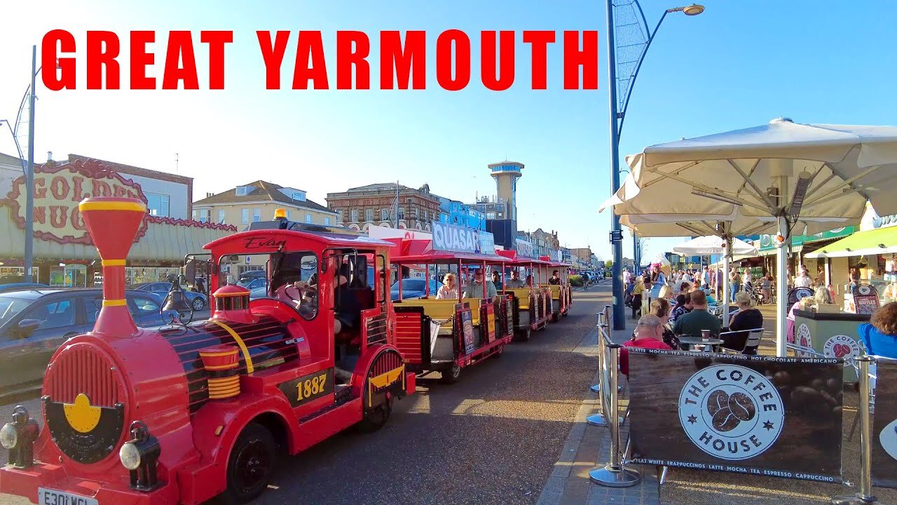 🇬🇧 England Beach Walk | GREAT YARMOUTH Seafront & Beach - August 2023