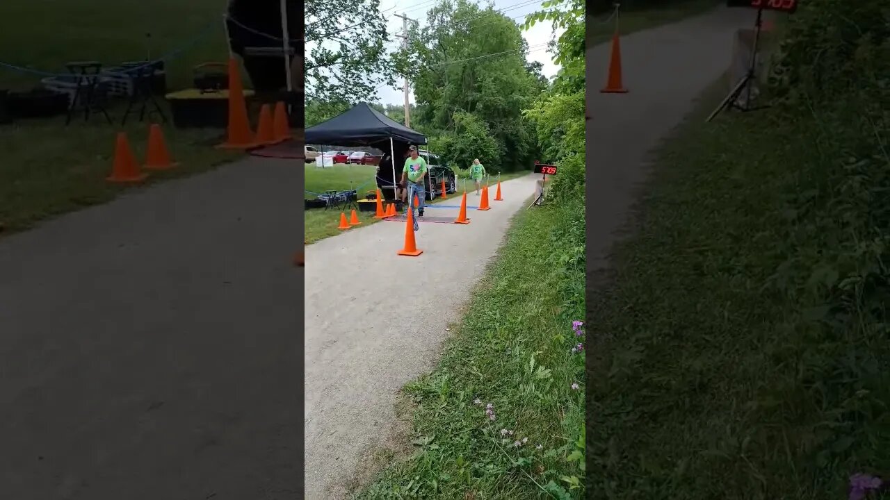 cheering runners #cheer #fyp #fypシ #viralvideo #viral #viralshort #runner #support #happy #help #fun