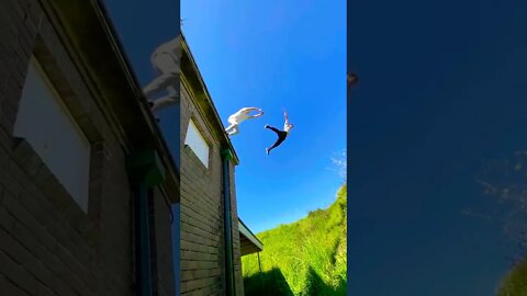 EXTREME PARKOUR WORKOUT 🔥✈️ #Shorts #parkour
