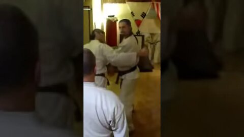 hidden hand strikes in classical Korean style #karate #tangsoodo #taekwondo