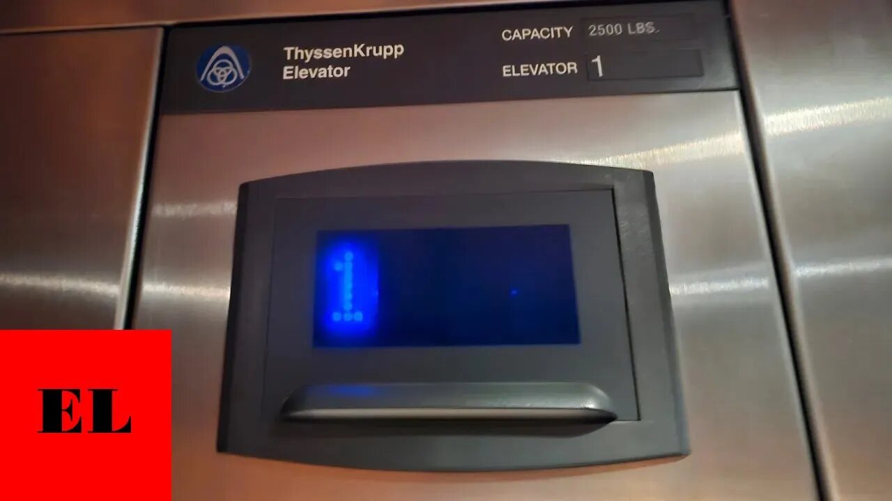 Thyssenkrupp Oildraulic Hydraulic Elevator - Capitol Point Medical Center (Knoxville, TN)