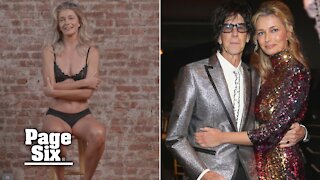 Paulina Porizkova strips while detailing unhappiness with Ric Ocasek