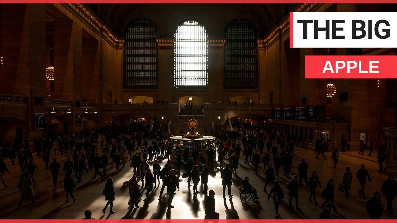 Morning light streams through the North facing windows of Grand Central Terminal, New York.