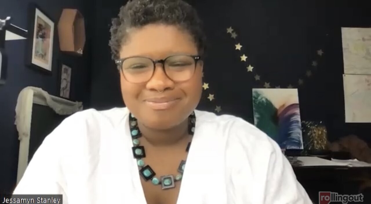 Jessamyn Stanley(OF) x Rolling Out