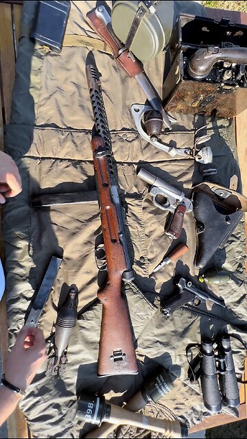 Beretta MAB-38 Shooting