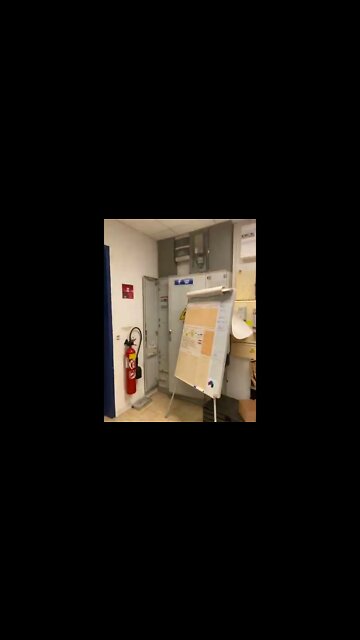 #shorts #2022 funny,prank,funjokes,dad jokes,funny memes,funny video,fun,laughing,funny animal,knock