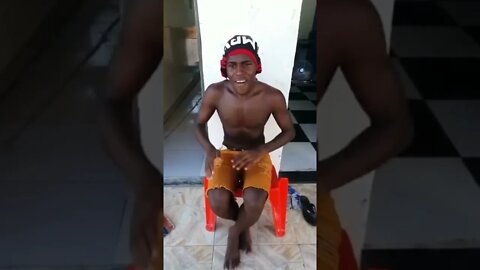 O GATO BRIGANDO COM O CACHORRO E O VIZINHO RECLAMANDO ( PITBULL TA PIXTA )( MEME )( VIRAL ) #shorts