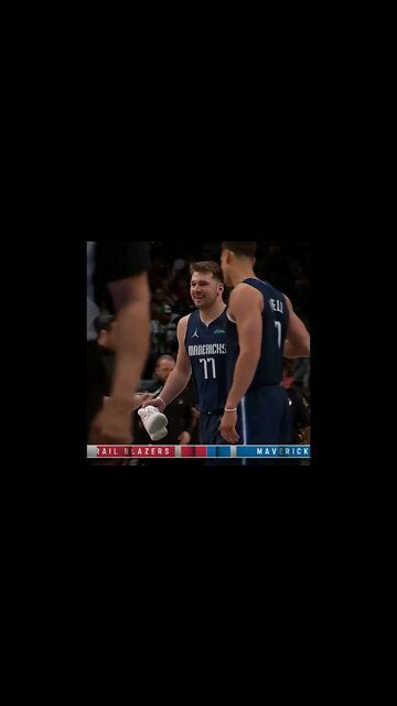 Luka euro-stepped out of his own shoe 😅