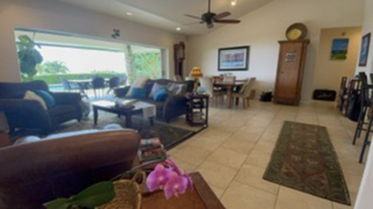 IOLANI - 3/2.5 HOME FOR SALE WITH SWIMMING POOL