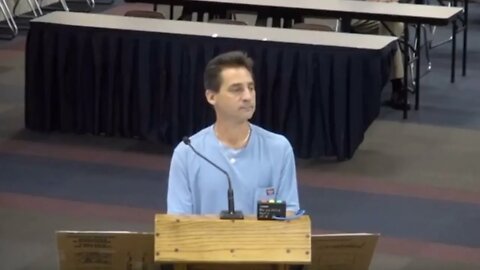 School Board SILENCES father who wants to read from books that are available to school children