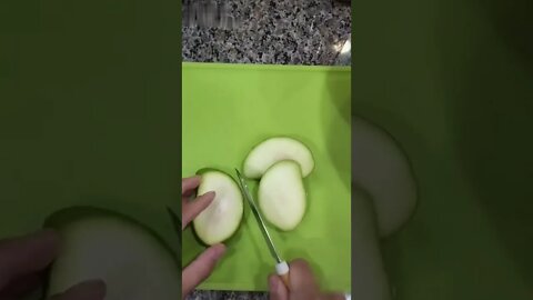 Eating Green Mangoes #gardening #shorts #viral #grow #food #foodie #foodporn