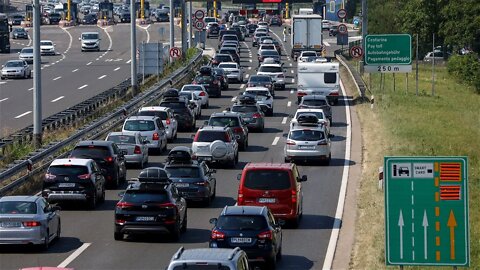 Udarni vikend na cestama, kolona kod Lučkog duga oko 7 km